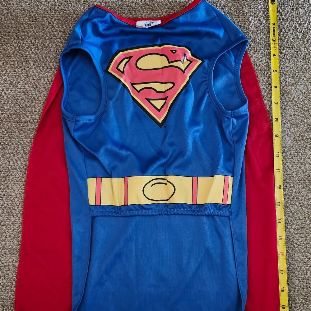 Pet Dog Superman Halloween Costume, Size M/L **USED**